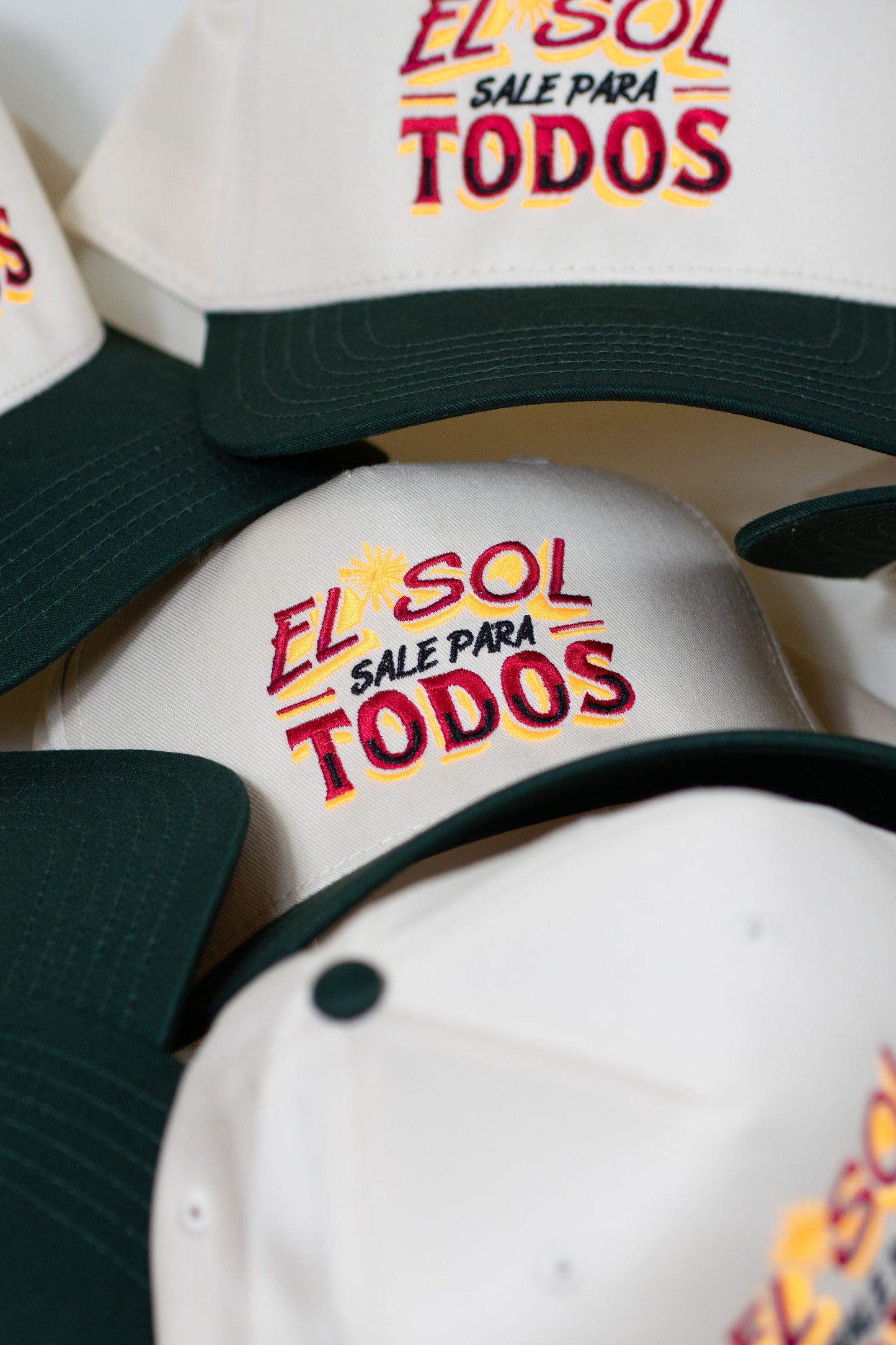 Adios El Sol Sale Para Todos Hat